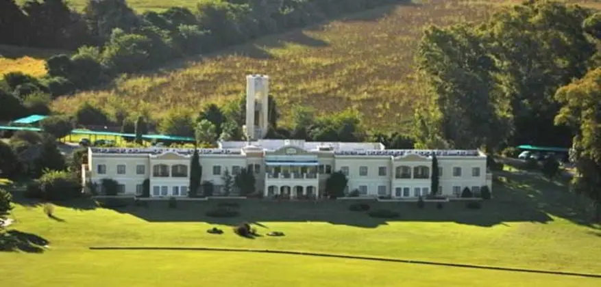 WYNDHAM GARDEN LUJAN