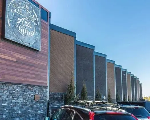 Wyndham Garden Medicine Hat Conference Center - Dış Mekan