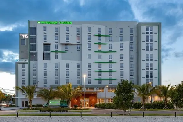 Wyndham Garden Miami International Airport - Dış Mekan