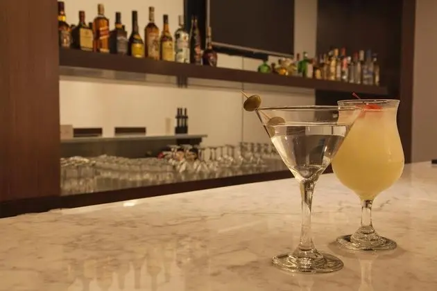 Wyndham Garden Monterrey Norte - Bar