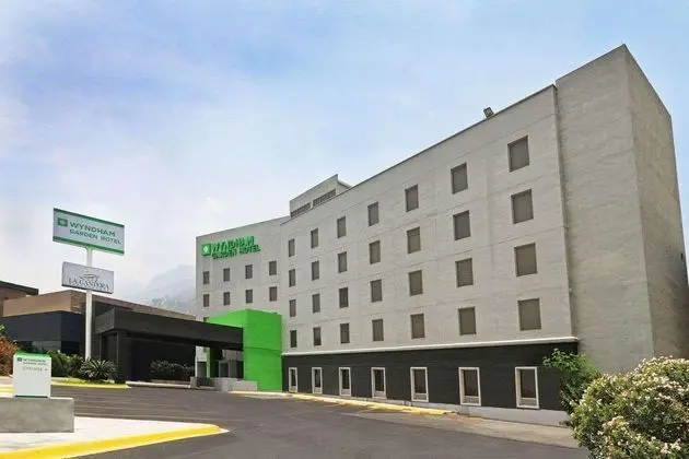 Wyndham Garden Monterrey Valle real