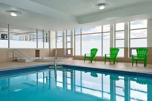 Wyndham Garden Niagara Falls Fallsview - Havuz