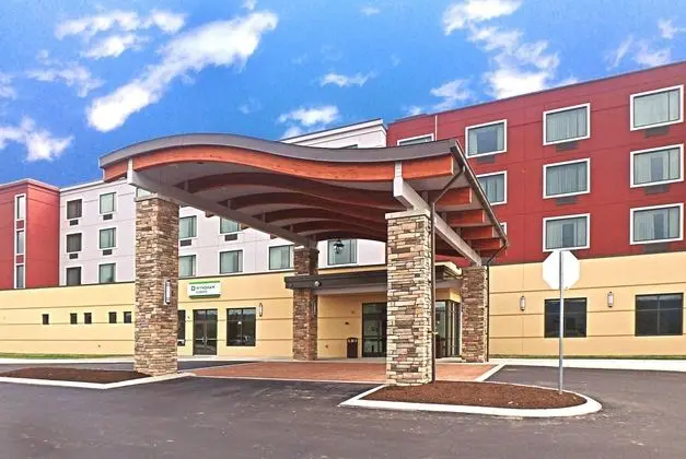 Wyndham Garden State College - 1