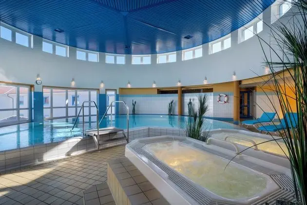 Wyndham Garden Wismar - Havuz