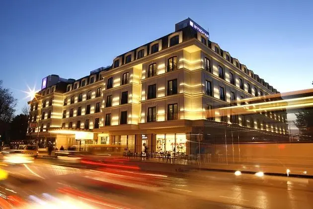 Wyndham Grand Istanbul Kalamis Marina Hotel - Dış Mekan