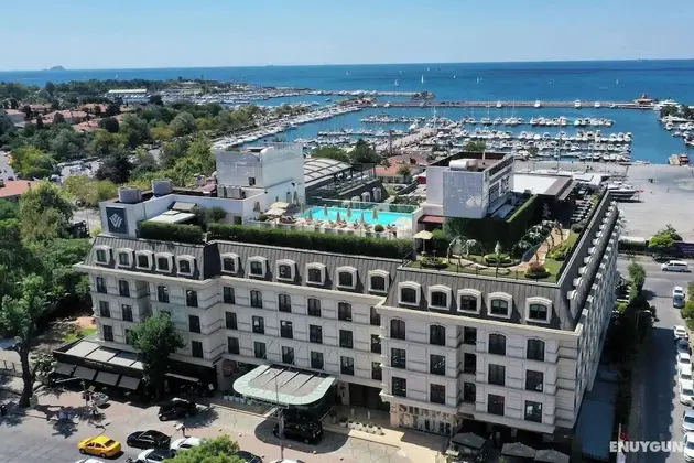 Wyndham Grand İstanbul Kalamış Marina Hotel