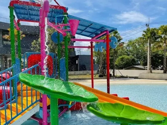 Wyndham La Vita Phuket - Havuz