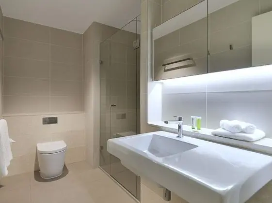 Wyndham Hotel Melbourne - Genel