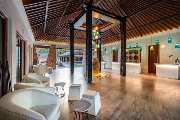 Wyndham Sundancer Resort Lombok - Lobi