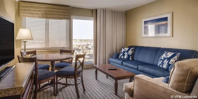 Wyndham VR Inn on Long Wharf