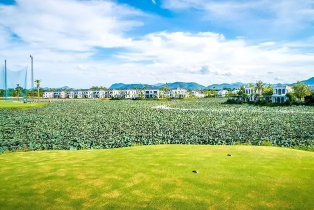 Wyndham Vuon Vua Thanh Thuy