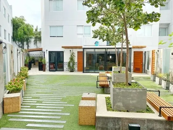 Wynwood House Osma