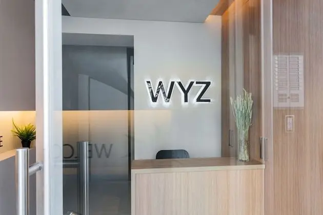 WYZ Athens Apartments by UPSTREET - Lobi