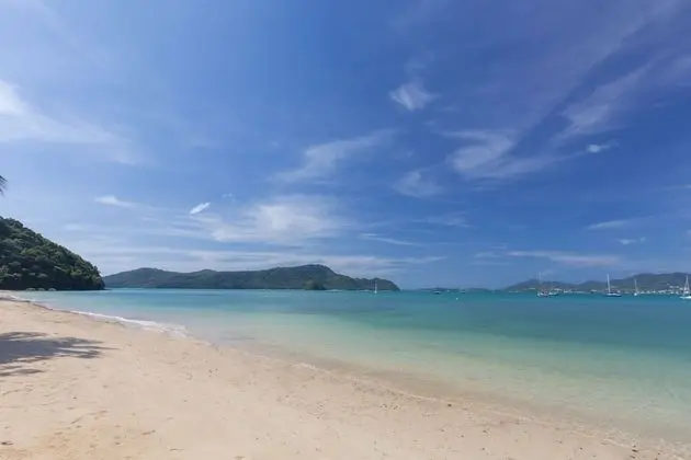 X10 Seaview Suites Panwa Beach - Plaj