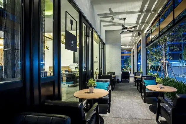 X2 Vibe Bangkok Sukhumvit Hotel - Yeme / İçme