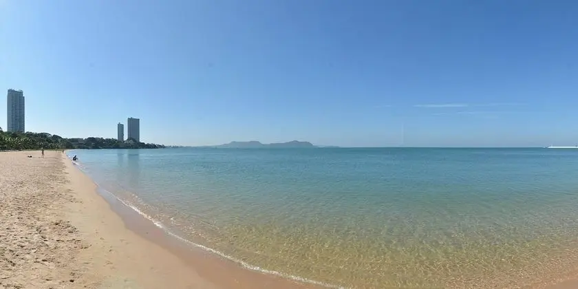 X2 Vibe Pattaya Seaphere - Plaj