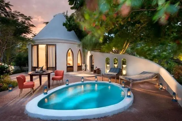 Xanadu Villas Retreat 2pax