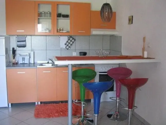 Xena - Comfort and Spacious - A4 Orange - Oda Düzeni