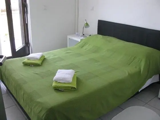 Xena - Comfort and Spacious - A5 Green - Oda