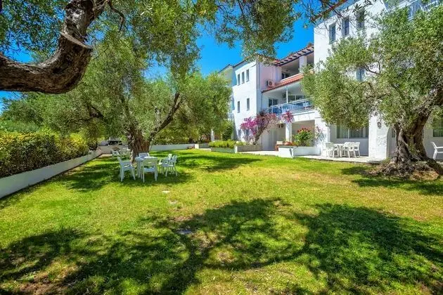 Xenios Faros Apartments - Dış Mekan