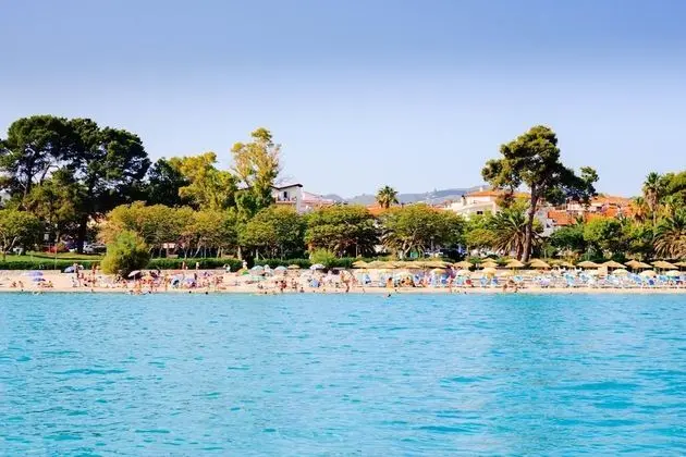Xenios Hotel