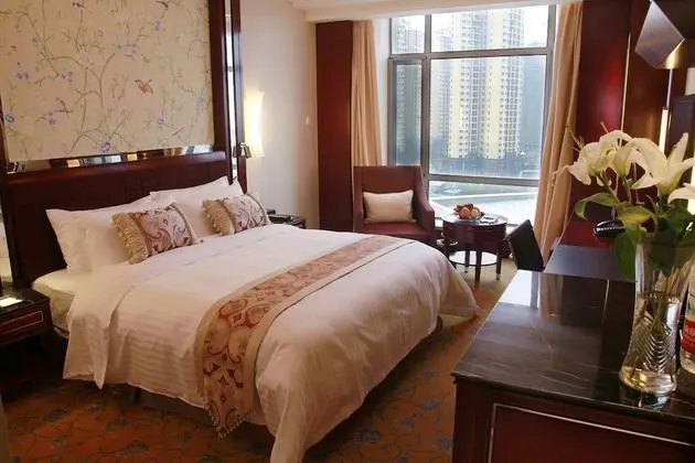 Xiaogan Yuji Grand Hotel - Oda