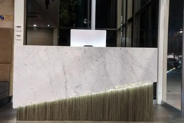 Hotel Xilo Glendale - Lobi