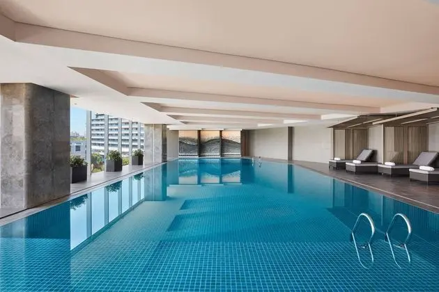 Xuzhou Marriott Hotel Lakeview - Havuz