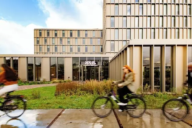 YOTEL Amsterdam - Dış Mekan