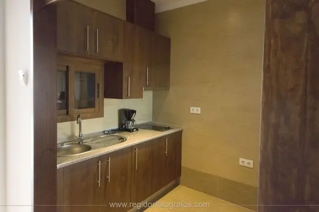 Hotel Y Apartamentos Quinto Cecilio - Mutfak