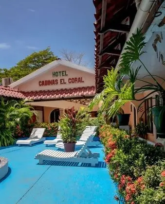 Hotel y Cabinas El Coral