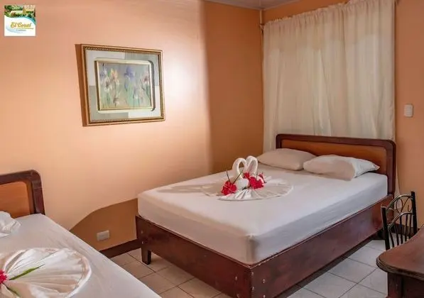 Hotel y Cabinas El Coral - Oda