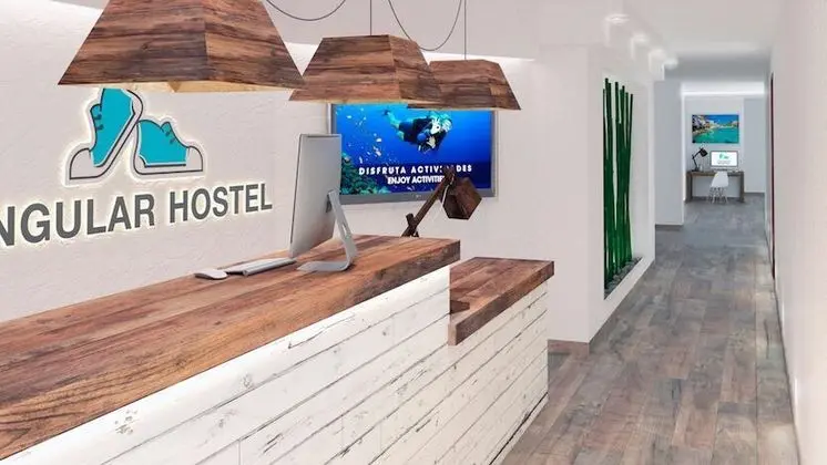 Y Hostel - Albergue Juvenil