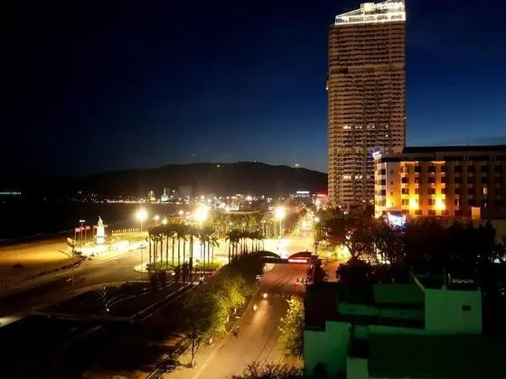 Y Linh Hotel