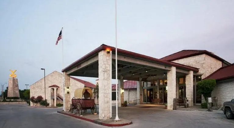 Y O Ranch Hotel and Conference Center