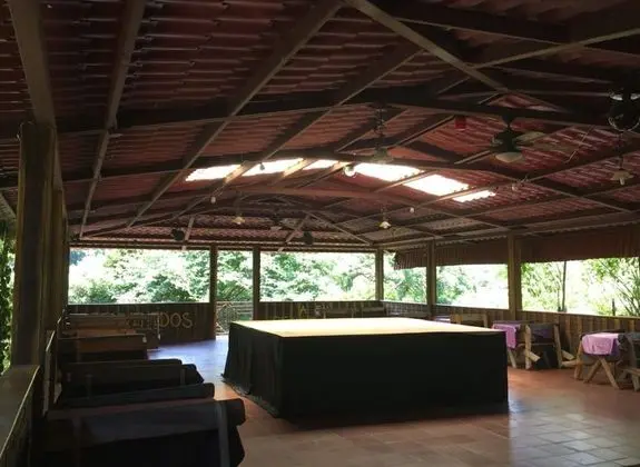 Hotel y Restaurante Los Amigos - Yerinde Yemek