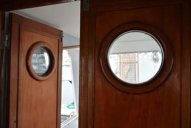 Yacht Germinal Honfleur - İç Mekan