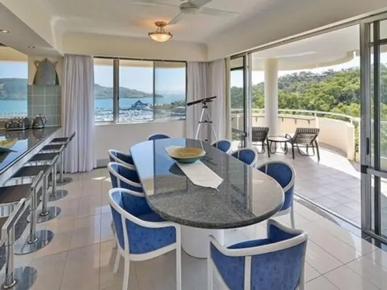 Yacht Harbour Tower 5 - Yerinde Yemek