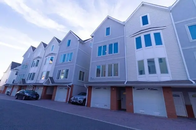 Yachtsman's Cove with 3-Levels - Dış Mekan