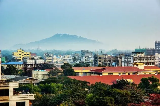 Hotel Yadanarbon