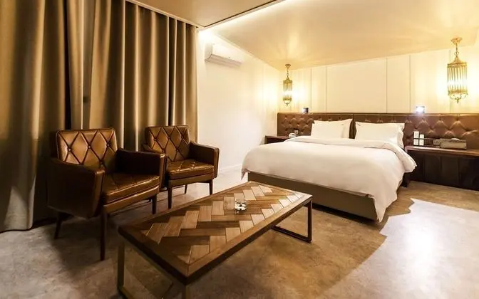 Yaja Daegu Dongseongro Seomunsijang