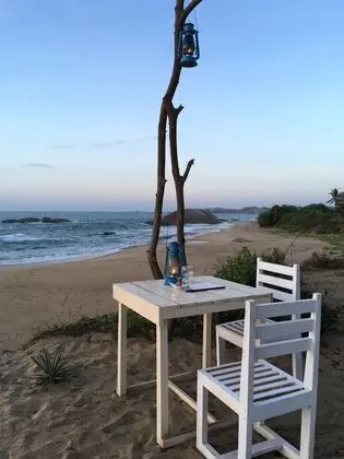 Yala Waves Beach Resort