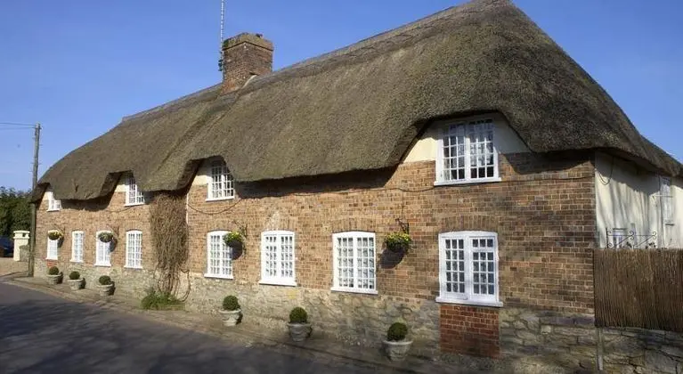 Yalbury Cottage