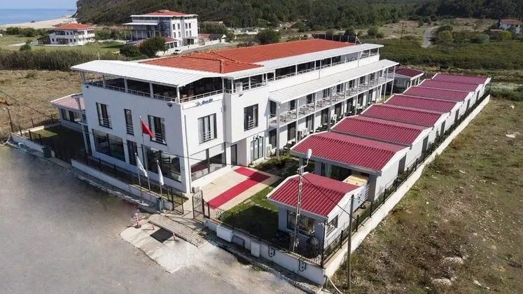 YALIKÖY DENİZ OTEL - Havuz