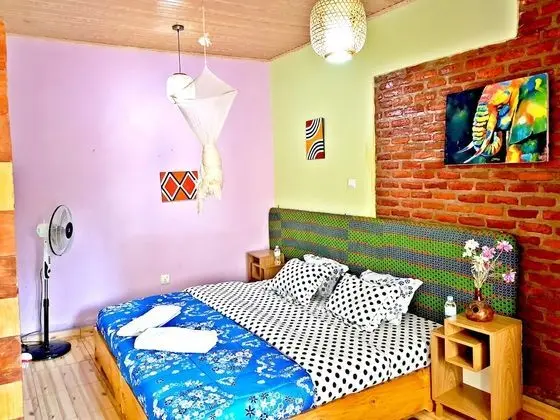 Yambi Guesthouse