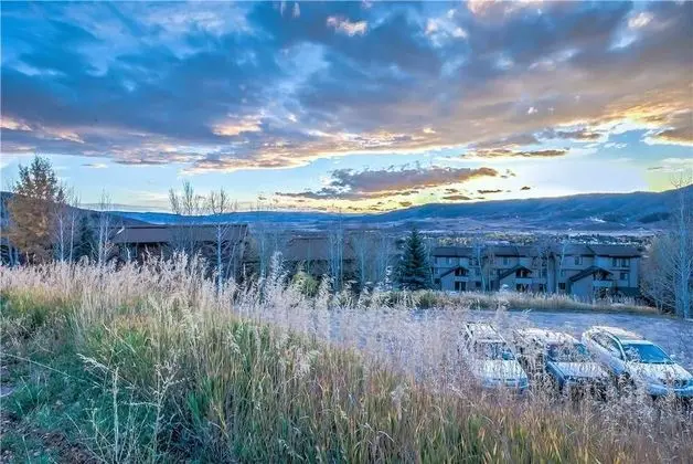Yampa View 212