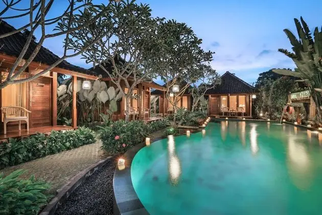 Yana Villas Kemenuh