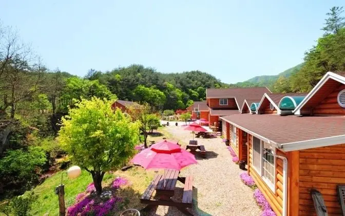 Yanggu Kwakgol Pension