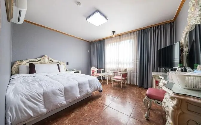 Yangju Gallery Hotel