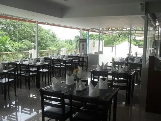 Yangon Airport Hotel